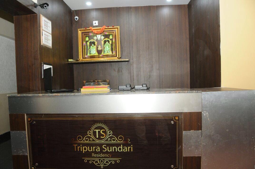 Tripura Sundari Residency Madanapalle Exterior foto